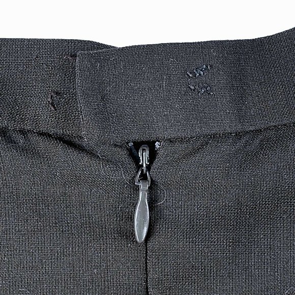 CHANEL - Wool Suit Cascade Jacket and Skirt - CC Buttons - Navy / Gold 36 US 6 - Picture 8 of 13